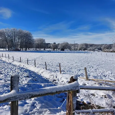 La Cour De Grandmenil Bed and Breakfast