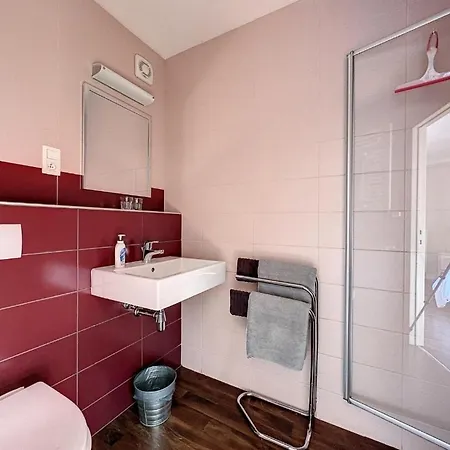 Bed and Breakfast La Cour De Grandmenil 3*