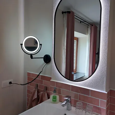 La Cour De Grandmenil Bed and Breakfast