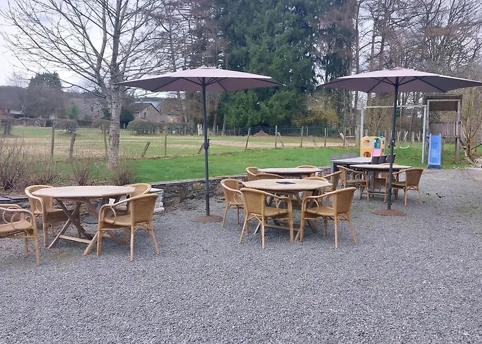 Bed & Breakfast La Cour De Grandmenil 3*